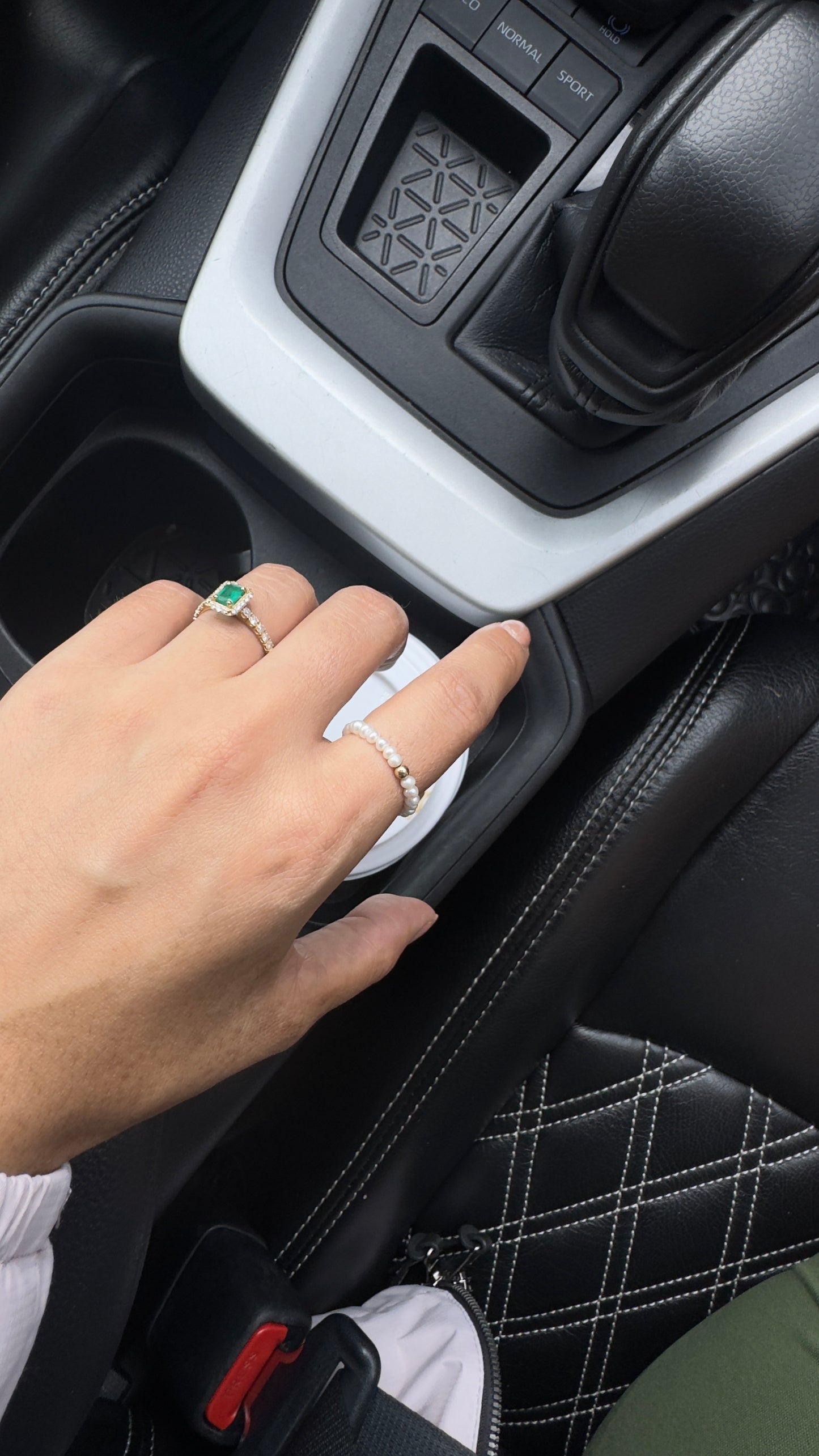Saltwater pearl ring