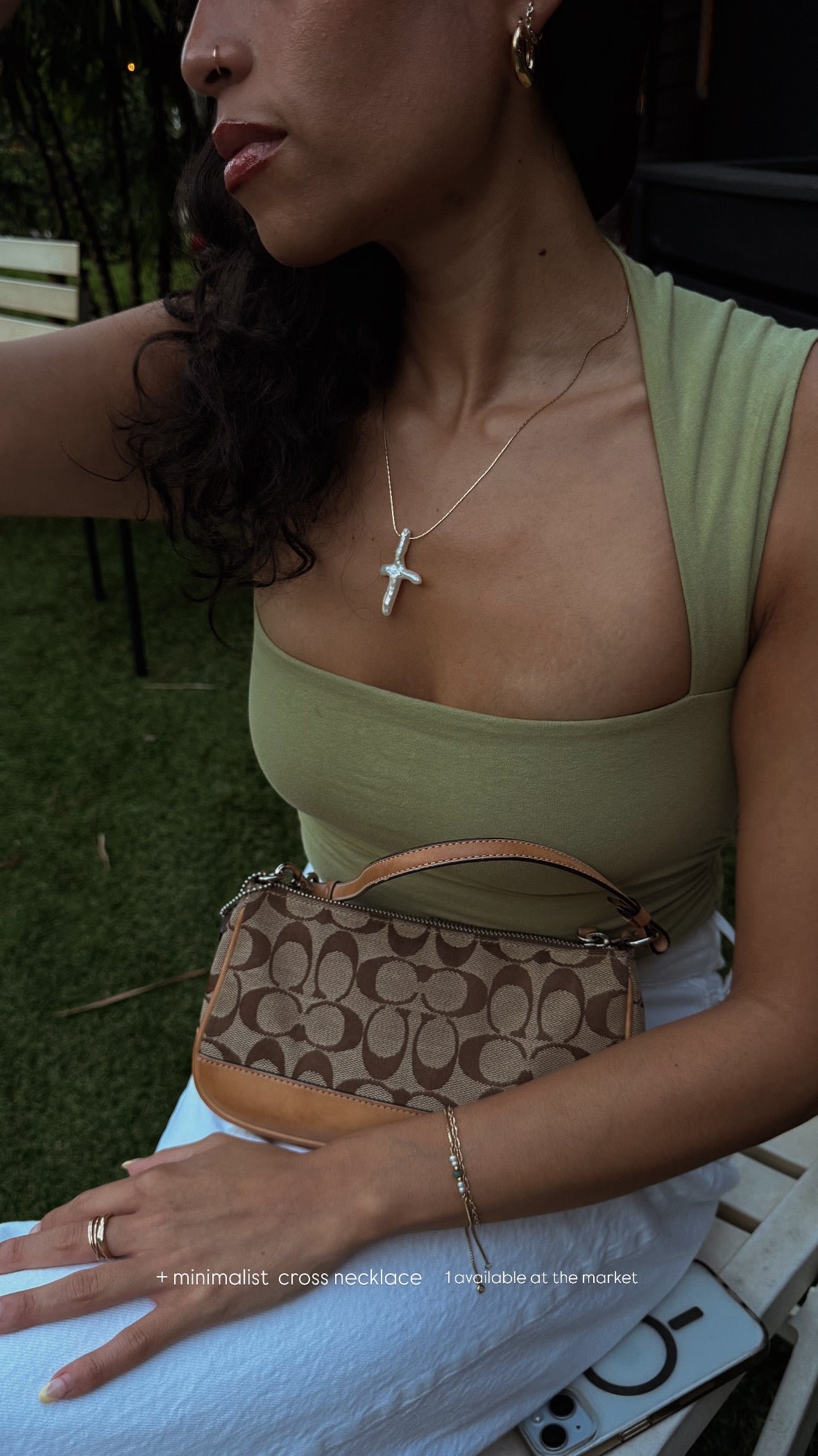 Dainty cross necklace