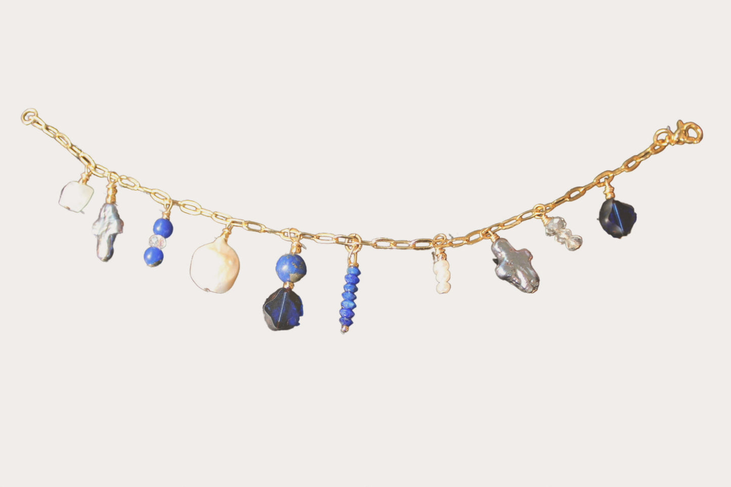 Blooming in blue bracelet