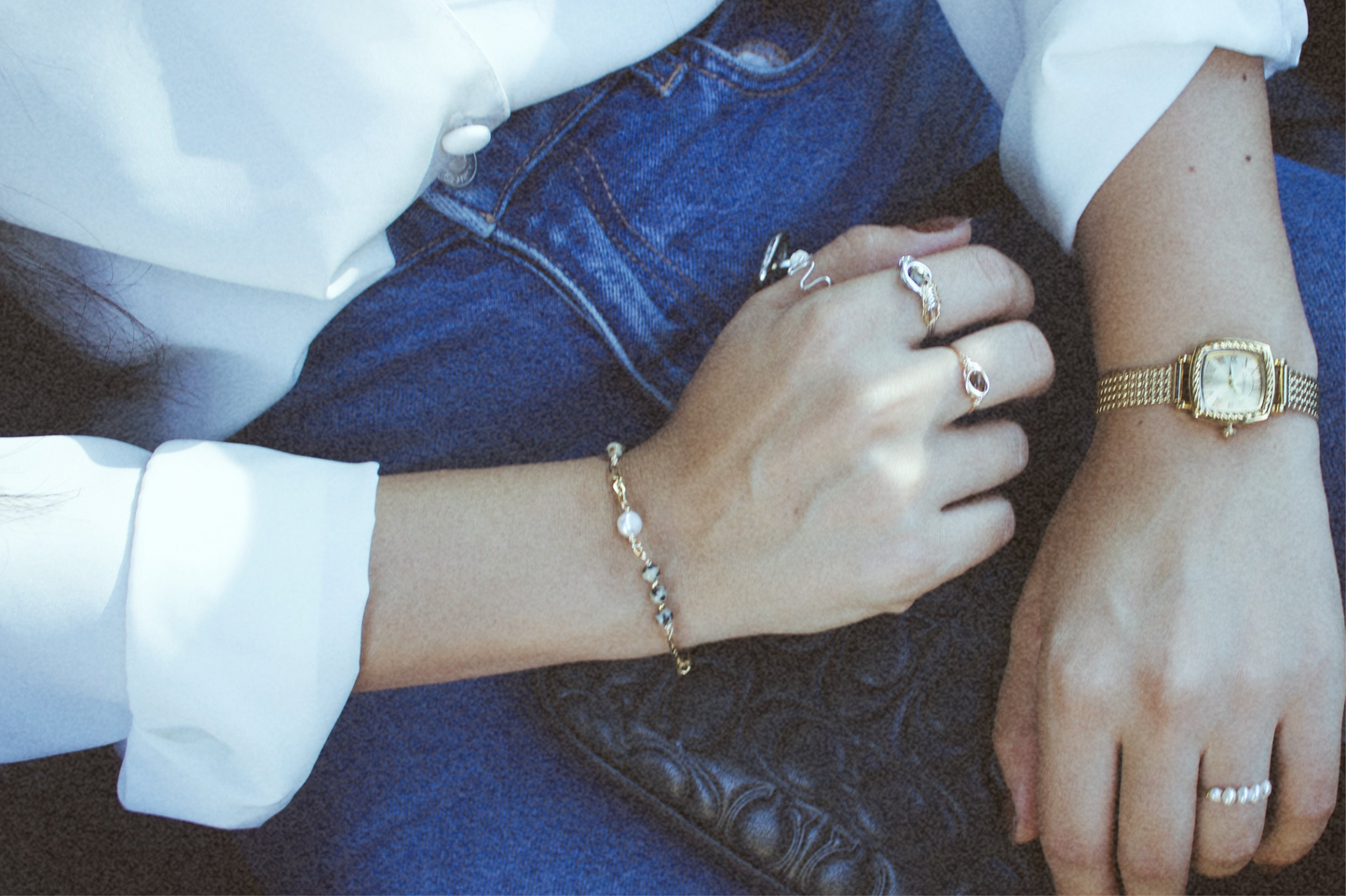 Echo bracelet