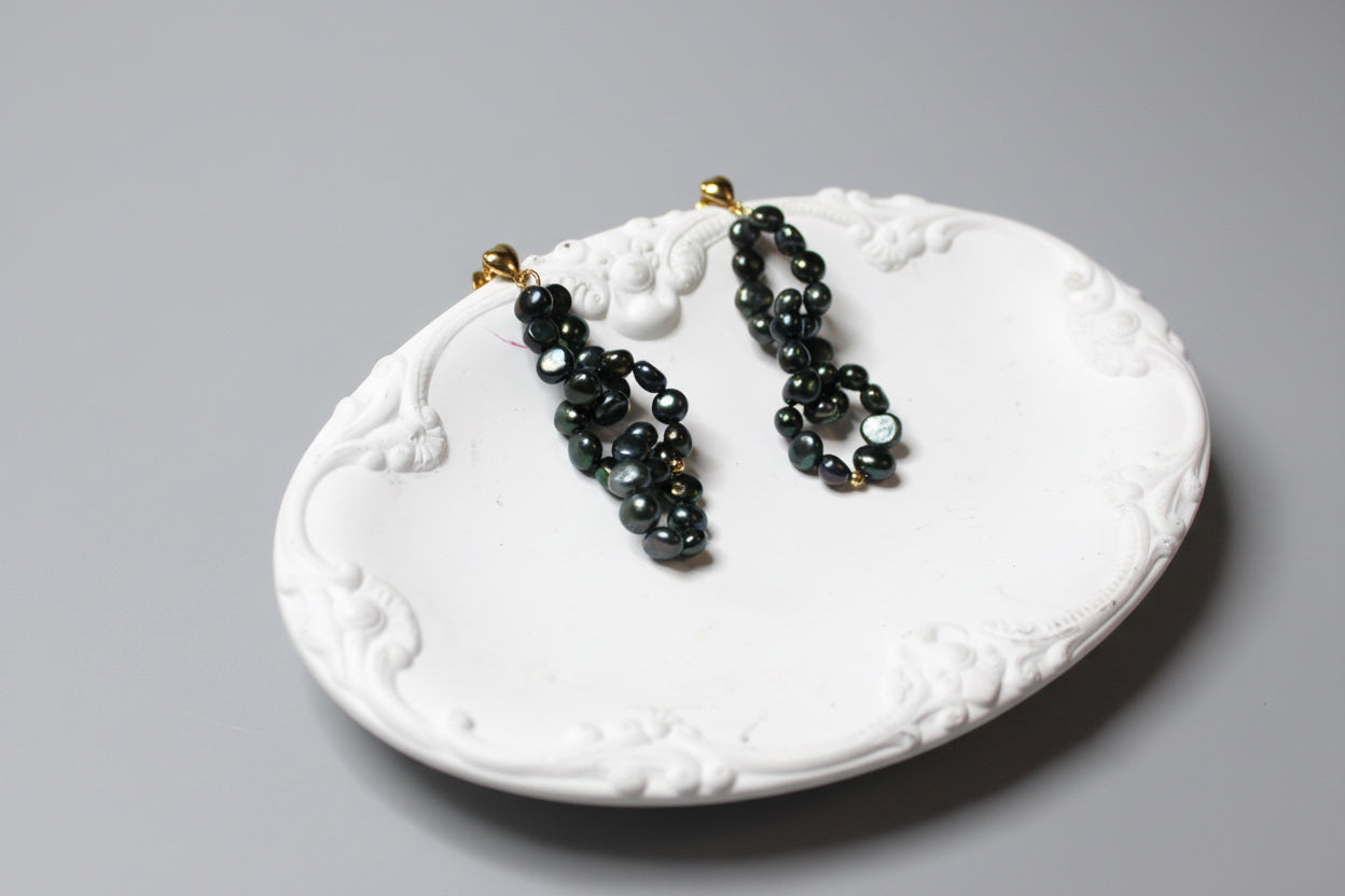 Woven love earrings