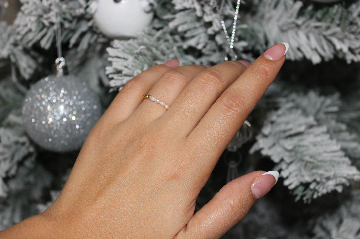 Rice pearl & gold ring