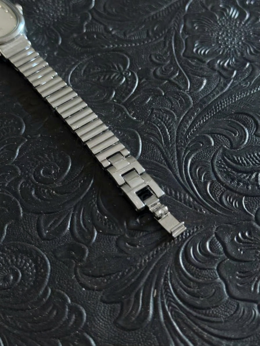 The silver heirlom watch