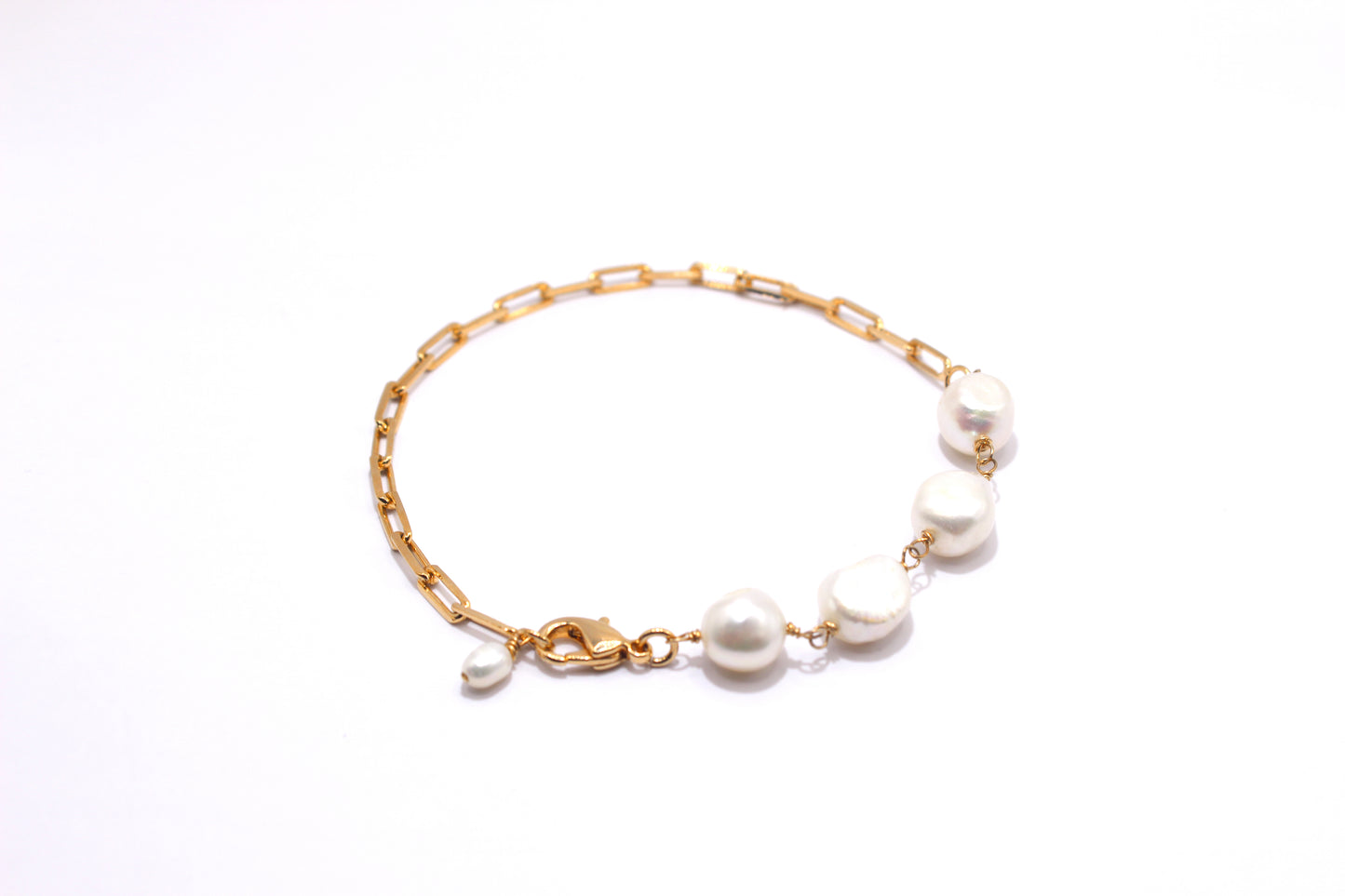 kali pearl bracelet
