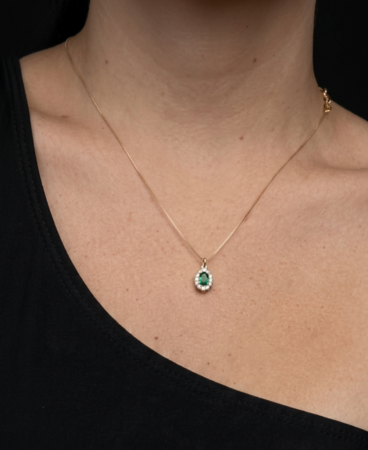 Vintage green necklace