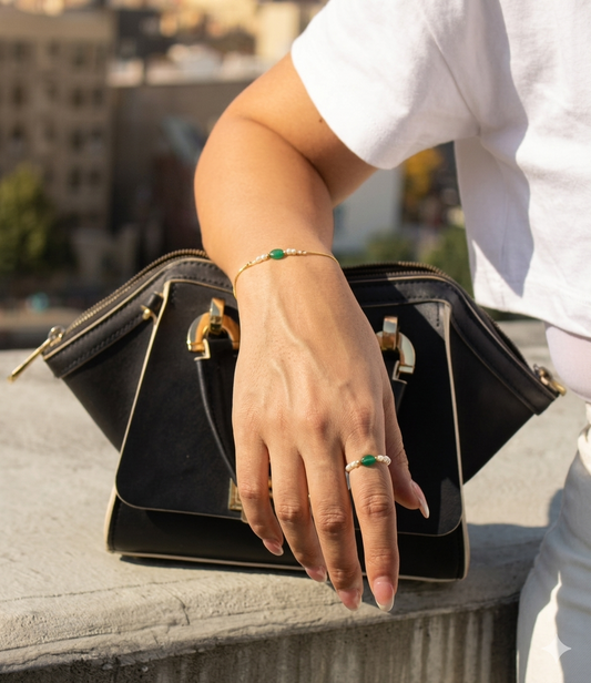 Round onyx bracelet