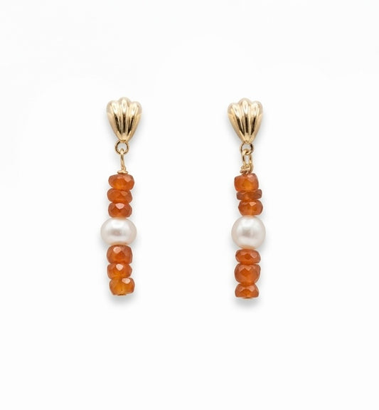 Golden solare earrings -Carnelian & pearl