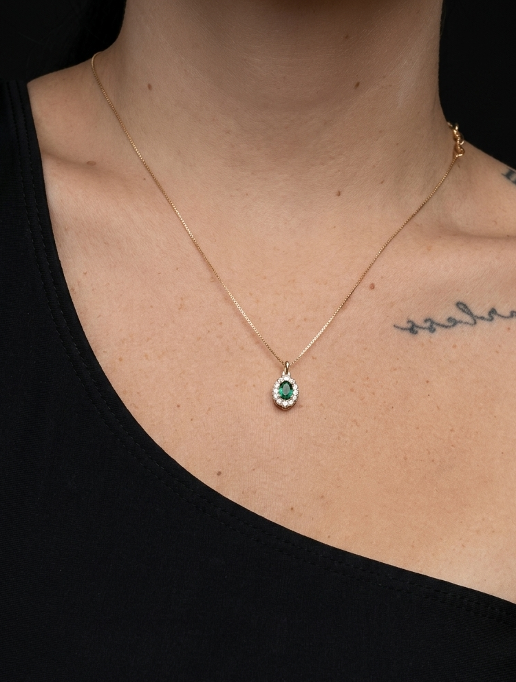 Vintage green necklace