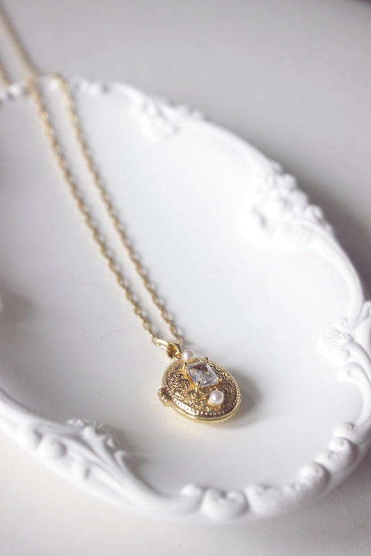 Angelic necklace