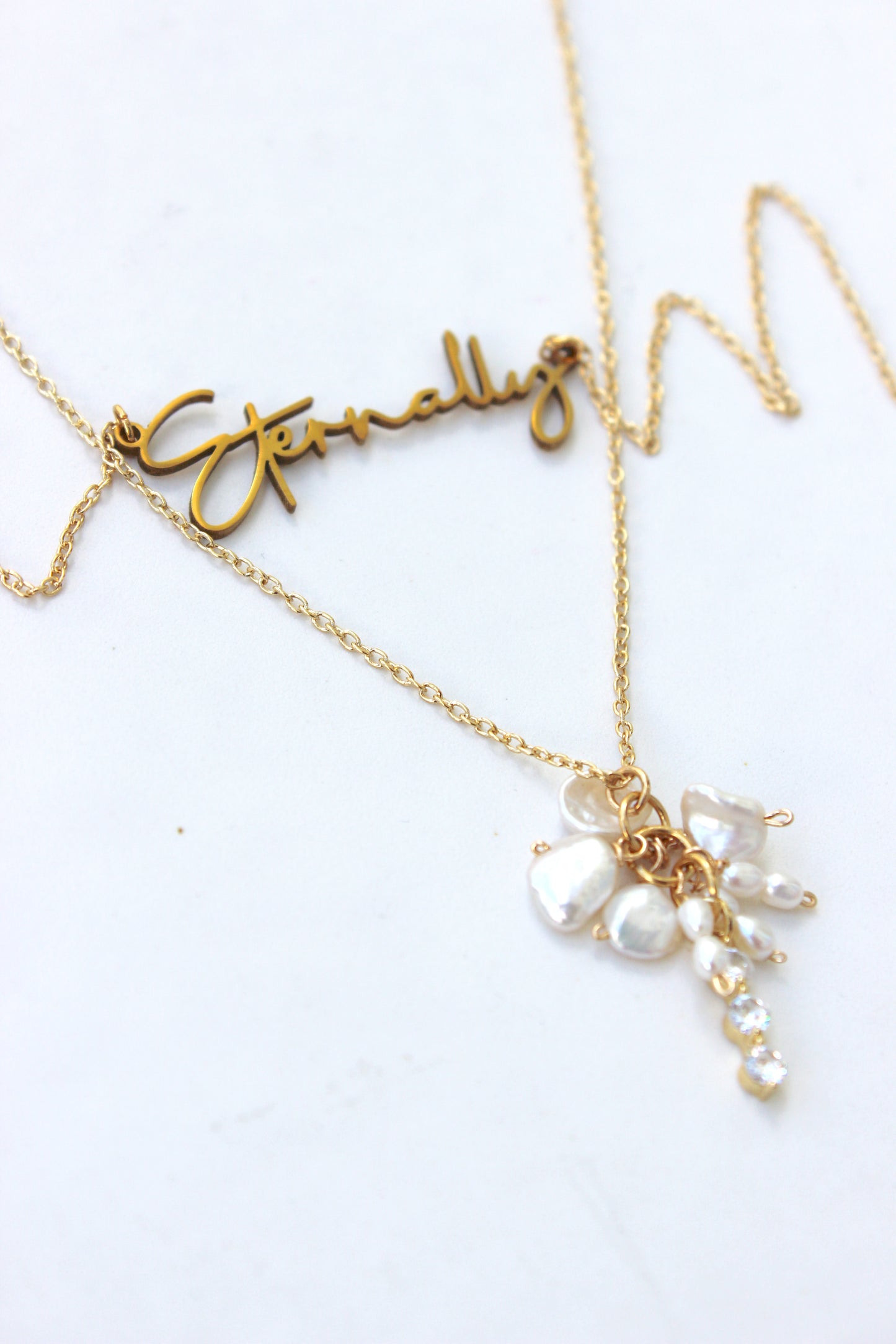 Eternally necklace (letters)