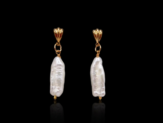 Eloise earrings -Genuine pearls