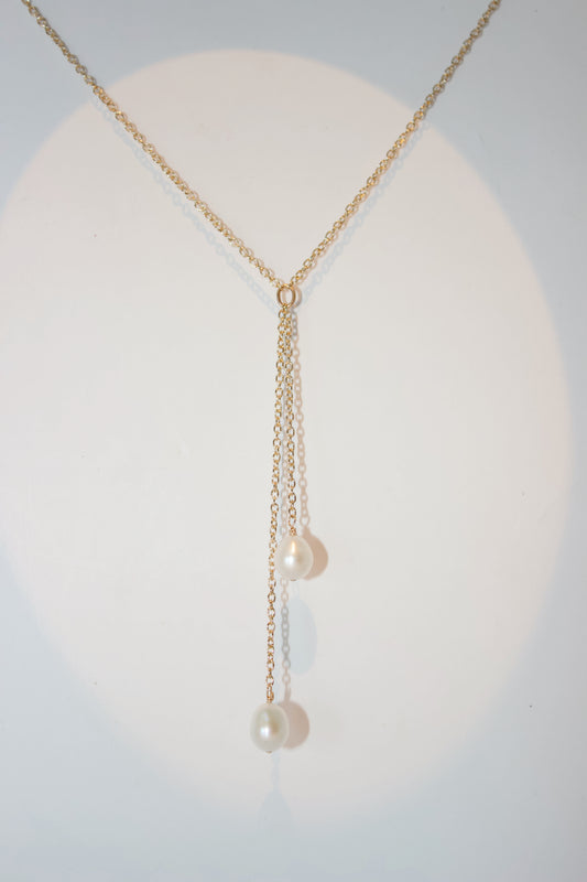 Jingle pearls necklace