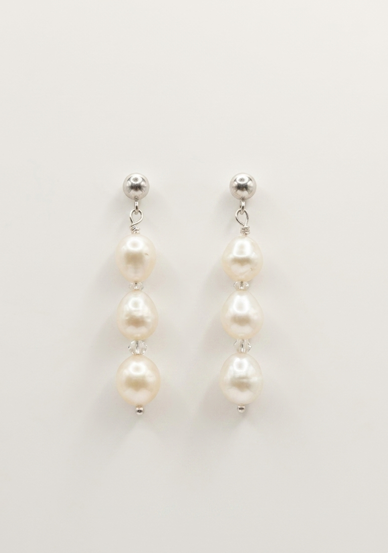 Be my valentine earrings - Genuine pearls