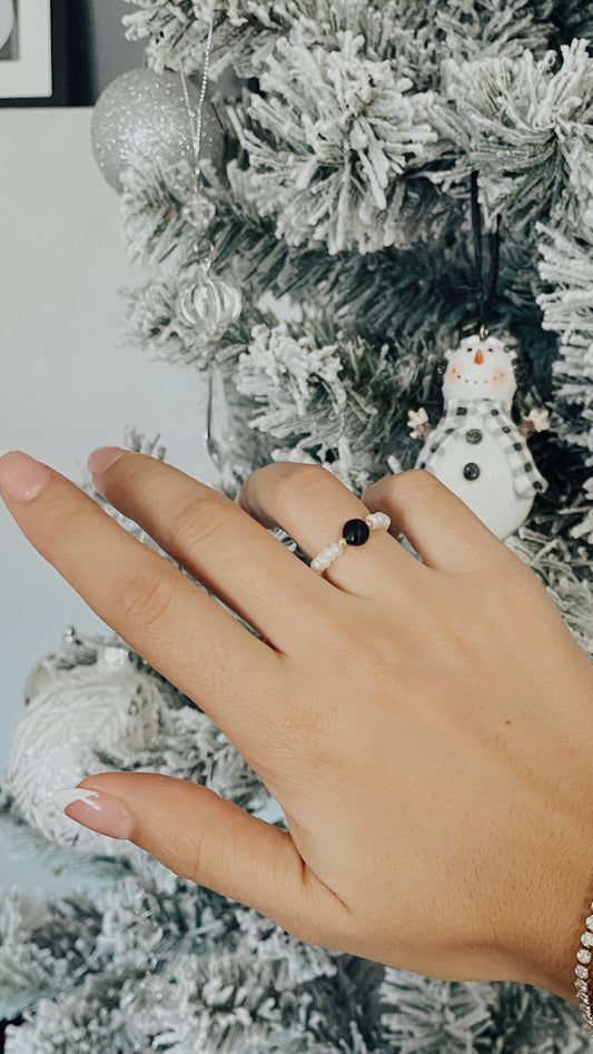 Black onyx ring