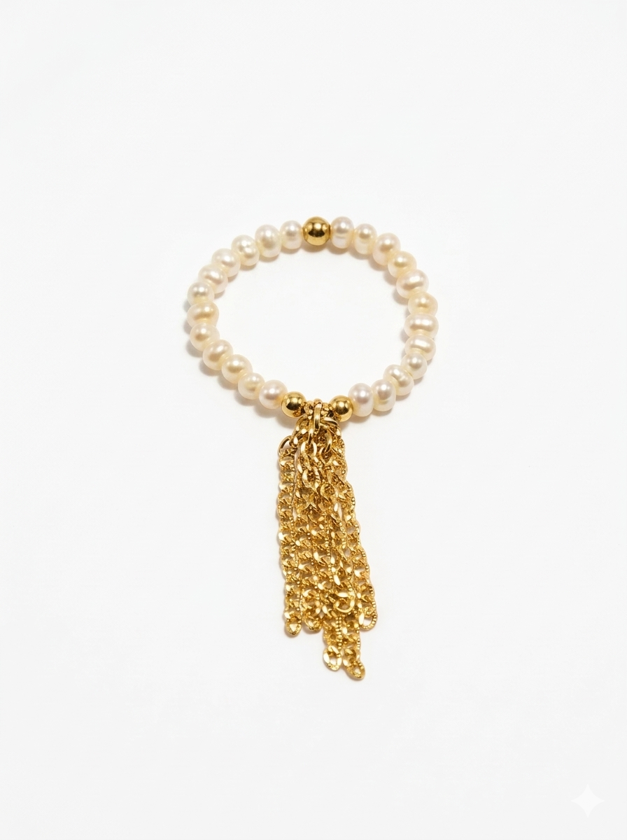 Social season ring (dangle chains)