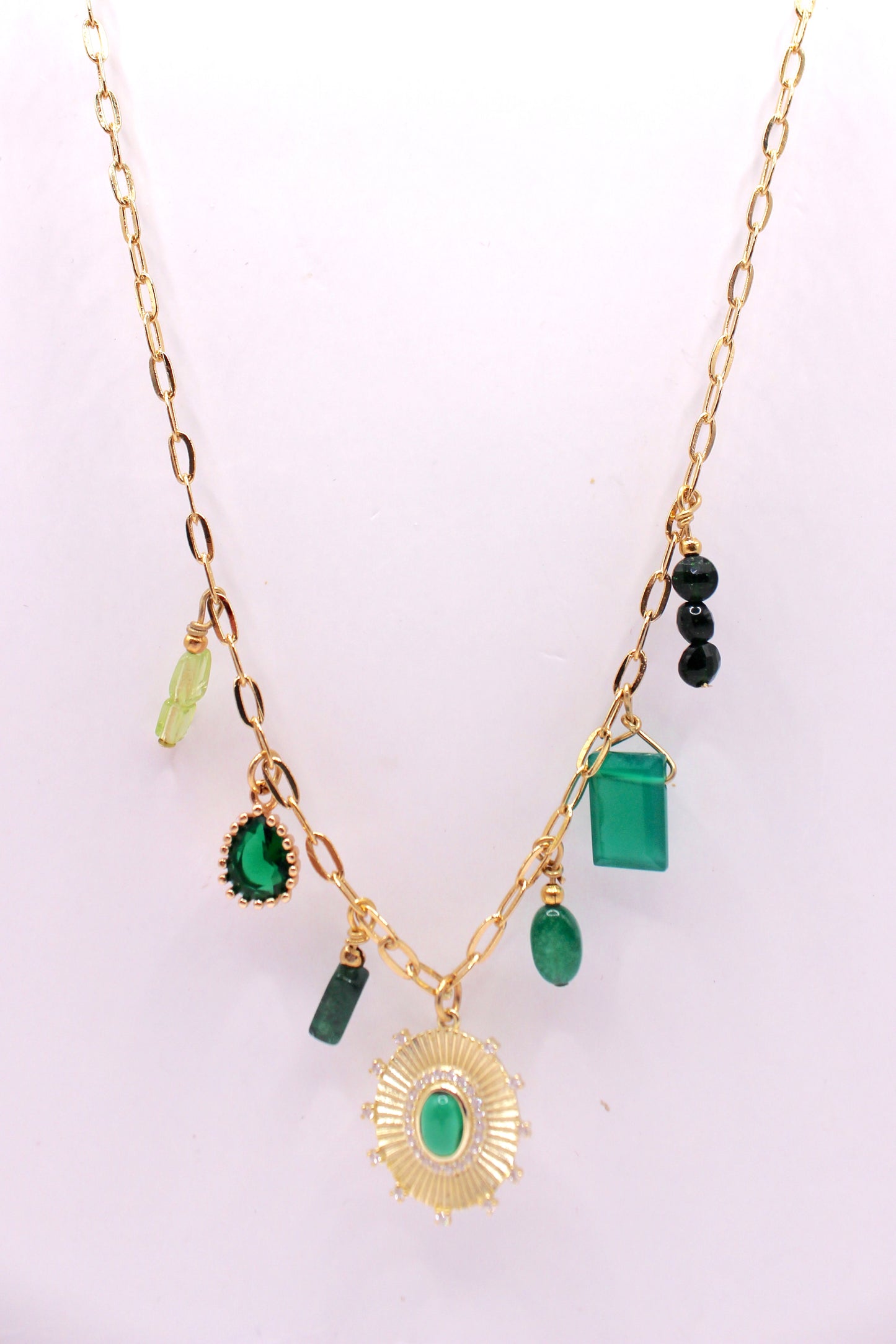 Verdant breeze necklace