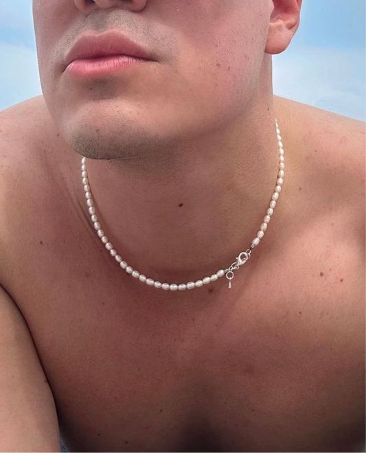 Custom pearl necklace