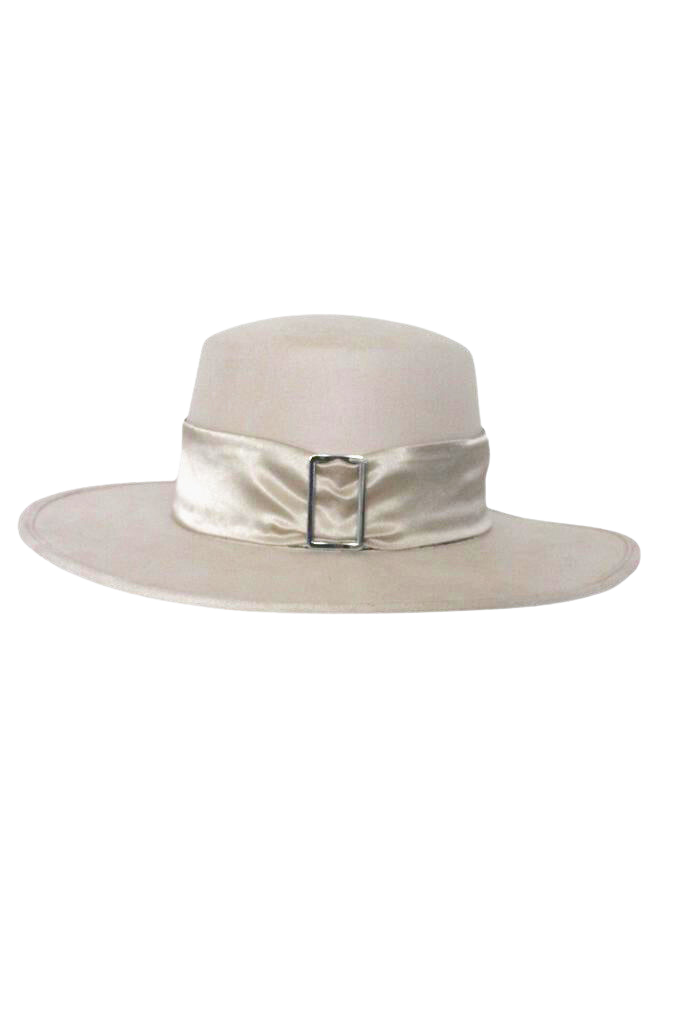 Perla hat